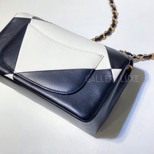 画像をギャラリービューアに読み込む, No.3171-Chanel Patchwork Timeless Classic Mini Flap Bag 20cm
