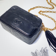 이미지를 갤러리 뷰어에 로드 , No.2014-Chanel Vintage Lambskin Camera Bag
