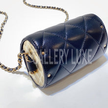 Load image into Gallery viewer, No.3170-Chanel Jewel Card Holder With Chain (Brand New / 全新)

