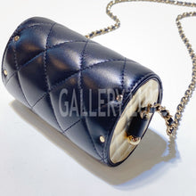 Load image into Gallery viewer, No.3170-Chanel Jewel Card Holder With Chain (Brand New / 全新)
