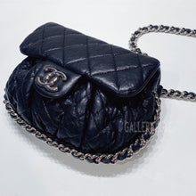 Load image into Gallery viewer, No.3396-Chanel Aged Lambskin Chain Around Flap bag
