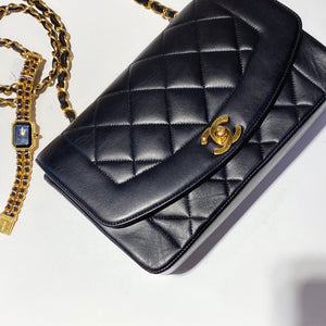 No.2358-Chanel Vintage Lambskin Diana Bag 22cm