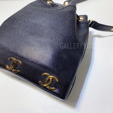 Load image into Gallery viewer, No.3227-Chanel Vintage Caviar Triple CC Bucket Bag
