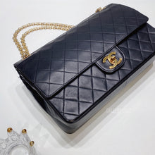将图片加载到图库查看器，No.3409-Chanel Vintage Lambskin Classic Flap Bag
