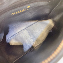 Load image into Gallery viewer, No.2716-Chanel Vintage Lambskin Camera Bag
