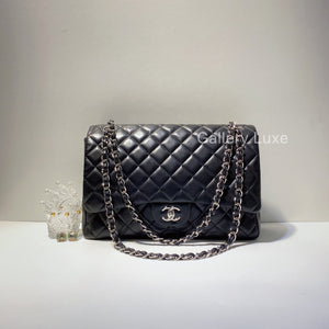 No.2600-Chanel Lambskin Classic Maxi Jumbo Flap Bag