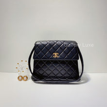 画像をギャラリービューアに読み込む, No.2604-Chanel Vintage Lambskin Shoulder Bag
