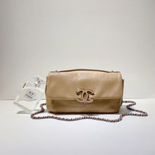 Load image into Gallery viewer, No.3180-Chanel Calfskin Hamptons Mini Flap Bag
