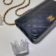 Load image into Gallery viewer, No.2609-Chanel Vintage Lambskin Flap Bag
