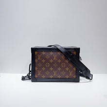 Load image into Gallery viewer, No.3774-Louis Vuitton Soft Trunk With LV Friends
