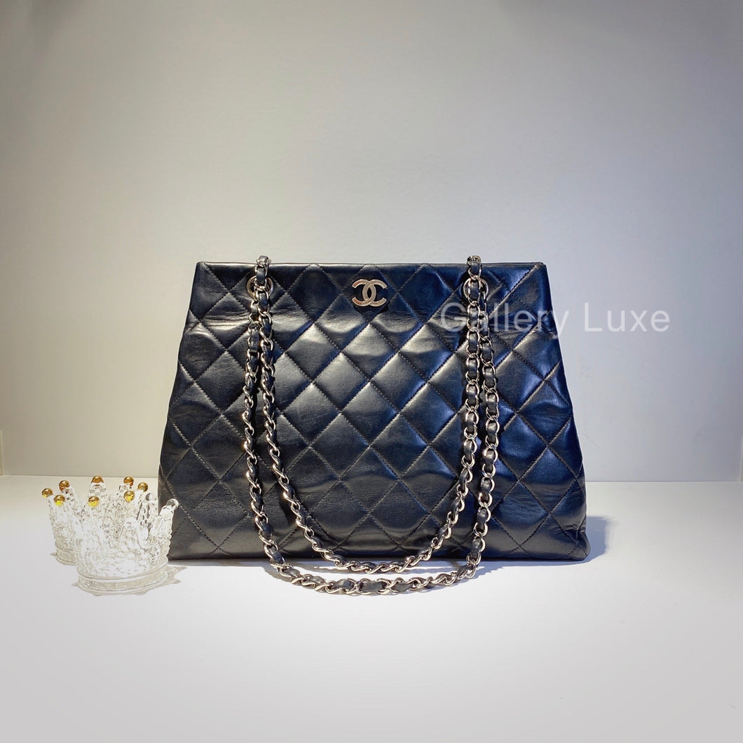 No.2368-Chanel Vintage Lambskin Shoulder Bag