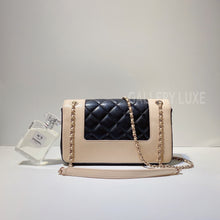 画像をギャラリービューアに読み込む, No.3274-Chanel Mademoiselle Vintage Flap Bag
