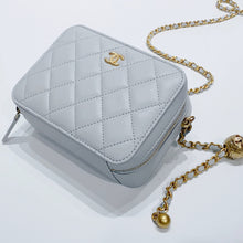 画像をギャラリービューアに読み込む, No.3783-Chanel Pearl Crush Camera Bag (Brand New / 全新貨品)
