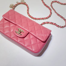 이미지를 갤러리 뷰어에 로드 , No.3973-Chanel Lambskin Valentine Classic Mini 20cm Flap Bag
