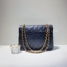 이미지를 갤러리 뷰어에 로드 , No.2973-Chanel Vintage Lambskin Classic Flap Bag
