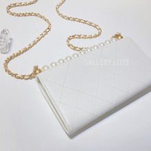 Load image into Gallery viewer, No.2904-Chanel Chic Pearls Wallet On Chain (Brand New / 全新)
