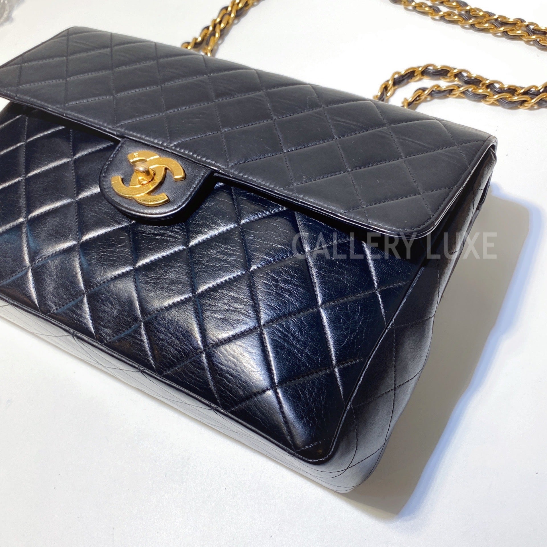 No.3194-Chanel Vintage Lambskin Jumbo Flap Bag – Gallery Luxe