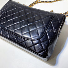 Load image into Gallery viewer, No.3194-Chanel Vintage Lambskin Jumbo Flap Bag
