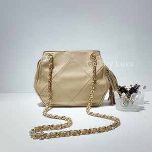 No.2363-Chanel Vintage Lambskin Shoulder Bag