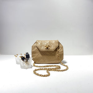 No.2364-Chanel Vintage Lambskin Turn-Lock Shoulder Bag
