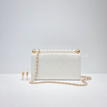 Load image into Gallery viewer, No.3413-Chanel Chic Pearls Wallet On Chain
