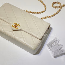 将图片加载到图库查看器，No.2223-Chanel Vintage Lambskin Flap Bag

