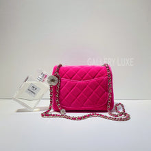 Load image into Gallery viewer, No.2909-Chanel Pearl Crush Square Mini Flap Bag
