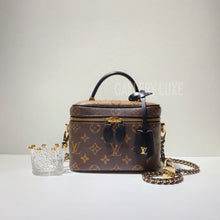 Load image into Gallery viewer, No.3242-Louis Vuitton Monogram Vanity PM
