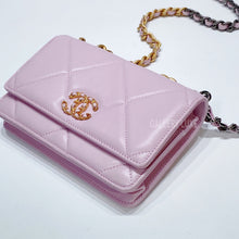 Load image into Gallery viewer, No.001307-Chanel 19 Wallet On Chain
