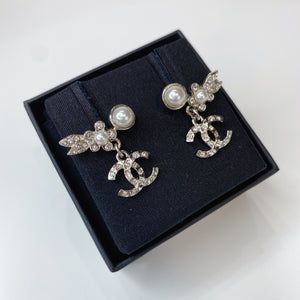 No.001517-2-Chanel Pearl & Crystal Coco Mark Earrings (Unused / 未使用品)
