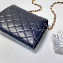 Load image into Gallery viewer, No.2627-Chanel Vintage Lambskin Paris Edition WOC
