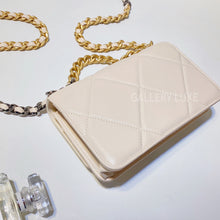 Load image into Gallery viewer, No.2914-Chanel 19 Wallet On Chain
