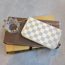 Load image into Gallery viewer, No.2369-Louis Vuitton Damier Azur Zippy Compact Wallet
