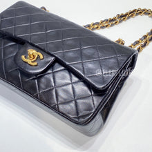 Load image into Gallery viewer, No.3423-Chanel Vintage Lambskin Classic Flap 23cm
