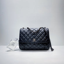 將圖片載入圖庫檢視器 No.3424-Chanel Calfskin Classic Bistro Flap Bag
