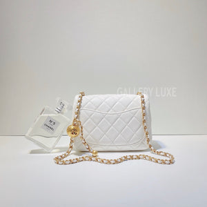 No.2937-Chanel Pearl Crush Square Mini Flap Bag