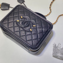 Load image into Gallery viewer, No.2635-Chanel Caviar Medium CC Filigree Vanity Case
