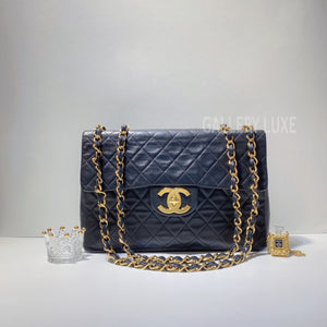 No.2938-Chanel Vintage Maxi Jumbo Flap Bag