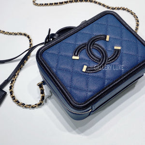 No.3426-Chanel Caviar Small CC Filigree Vanity Case