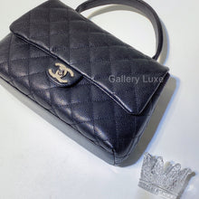 将图片加载到图库查看器，No.2641-Chanel Caviar Timeless Classic Top Handle Bag
