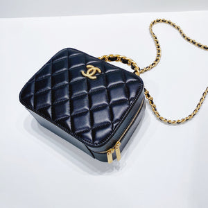 No.001517-1-Chanel Lambskin Small Handle Vanity Case
