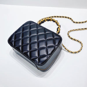 No.001517-1-Chanel Lambskin Small Handle Vanity Case