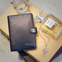 Load image into Gallery viewer, No.2222-Chanel Vintage Caviar Notebook Cover
