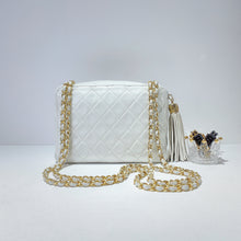 Load image into Gallery viewer, No.2335-Chanel Vintage Lambskin Double Chain Camera Bag
