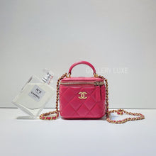 Load image into Gallery viewer, No.2949-Chanel Small Vanity with Chain (Brand New /全新)
