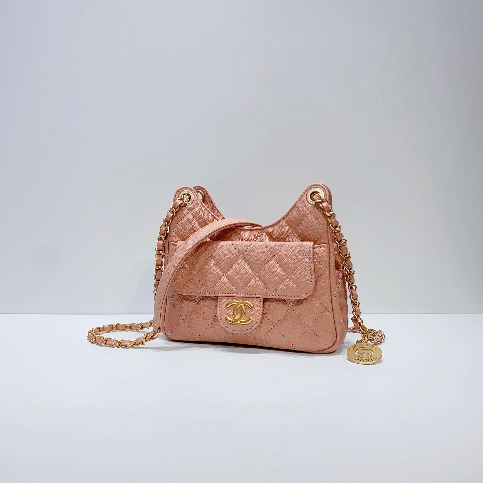 No.3811-Chanel Small Caviar Wavy CC Hobo Bag (Brand New / 全新貨品) – Gallery  Luxe