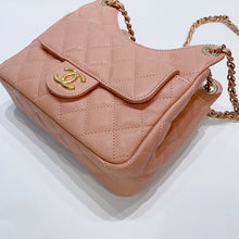 Load image into Gallery viewer, No.3811-Chanel Small Caviar Wavy CC Hobo Bag (Brand New / 全新貨品)
