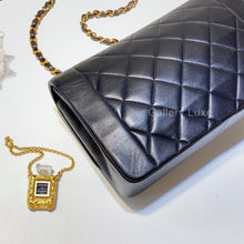 将图片加载到图库查看器，No.2642-Chanel Vintage Lambskin Diana Bag 25cm
