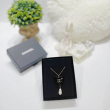 Load image into Gallery viewer, No.3679-Chanel Pearl &amp; Heart Necklace
