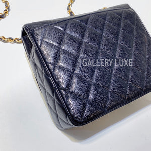 No.3229-Chanel Vintage Caviar Turn Lock Flap Bag